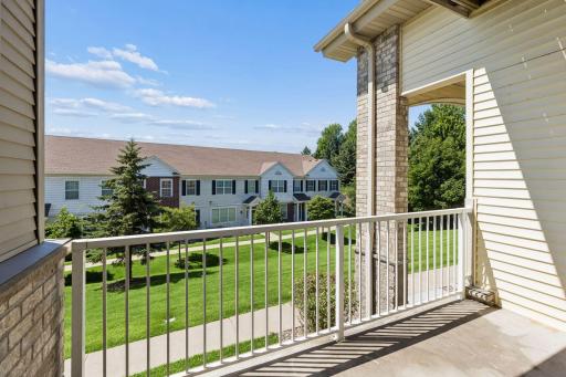 1244 County Road D E, 102, Saint Paul, MN 55109