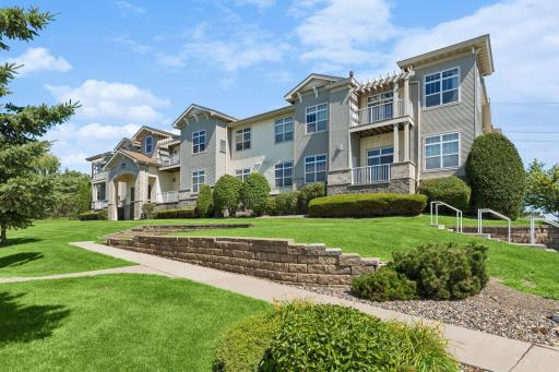 1244 County Road D E, 102, Saint Paul, MN 55109
