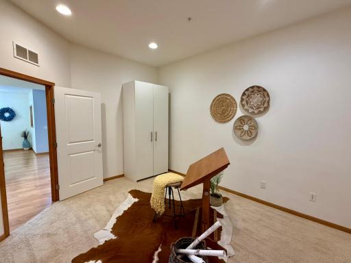 1244 County Road D E, 102, Saint Paul, MN 55109