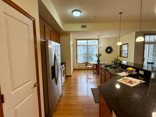 1244 County Road D E, 102, Saint Paul, MN 55109