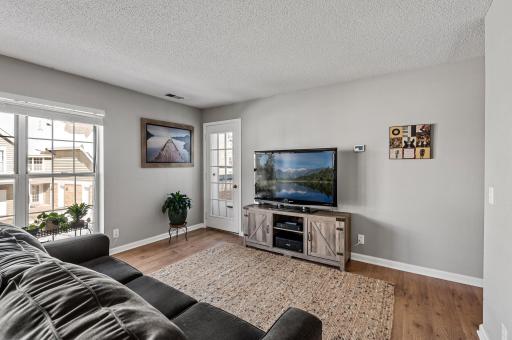 6020 Chasewood Parkway, 203, Hopkins, MN 55343