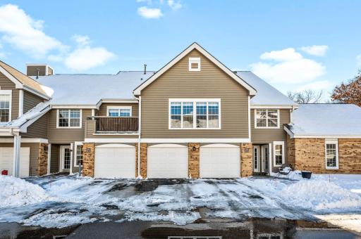 6020 Chasewood Parkway, 203, Hopkins, MN 55343