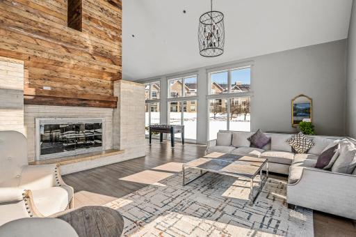 6020 Chasewood Parkway, 203, Hopkins, MN 55343
