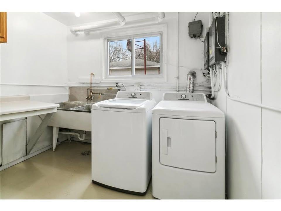 Shared Laundry