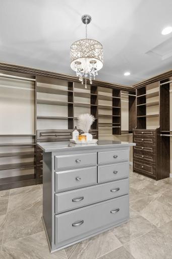 74-web-or-mls-74540 213th St-74.jpg