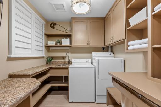 89-web-or-mls-74540 213th St-89.jpg
