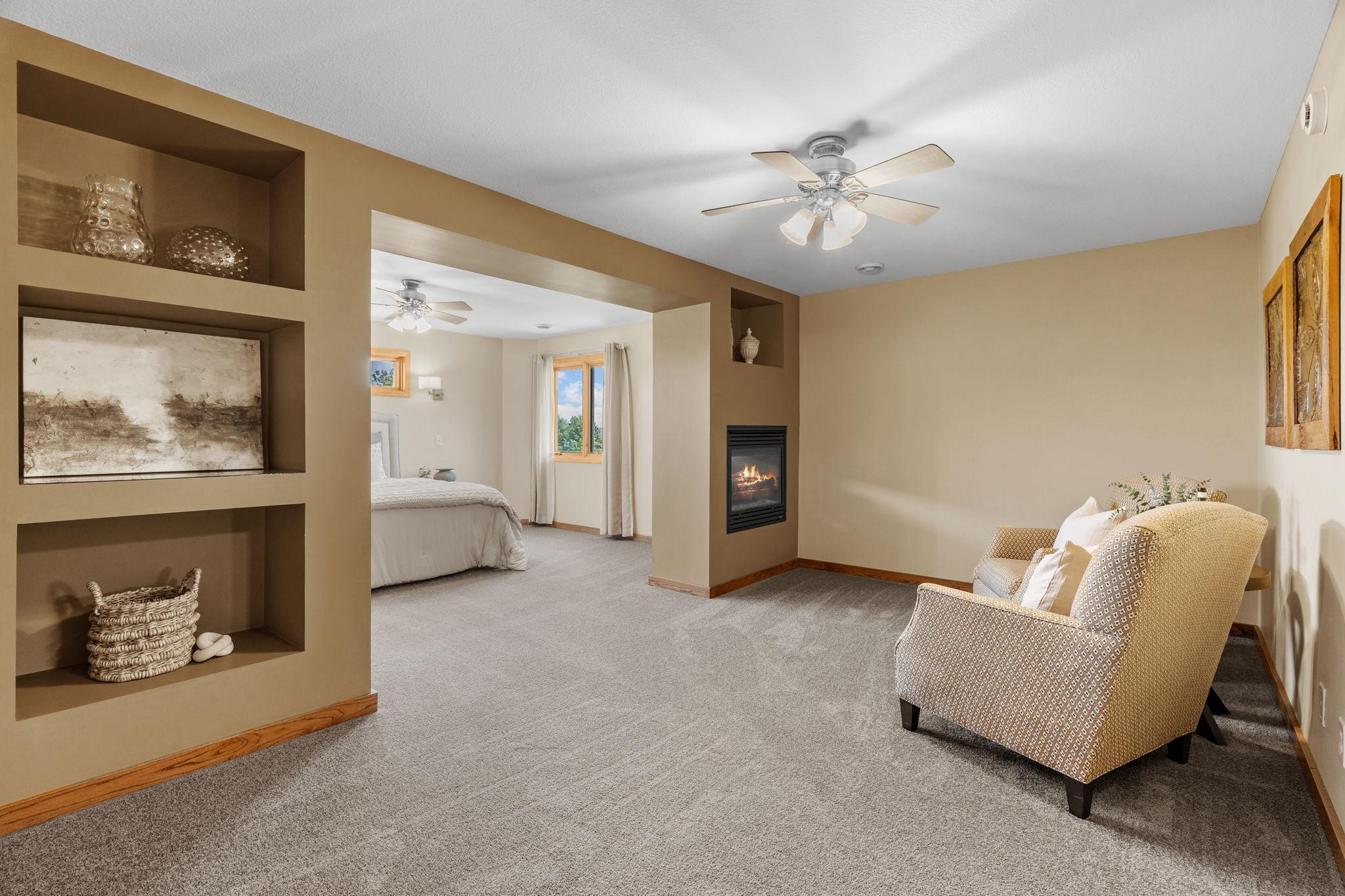 63-web-or-mls-74540 213th St-64.jpg