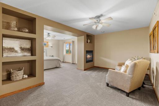 63-web-or-mls-74540 213th St-64.jpg