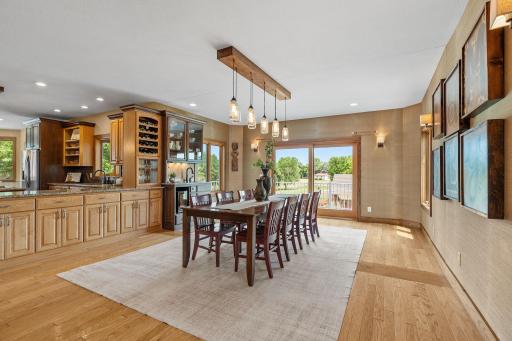 34-web-or-mls-74540 213th St-34.jpg
