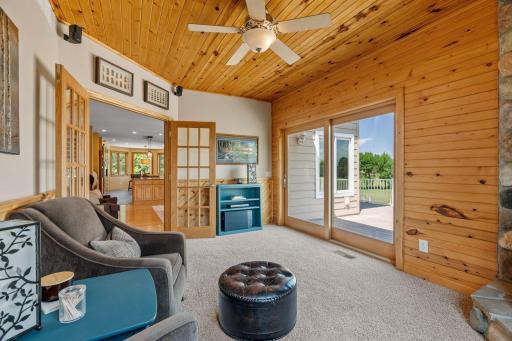 56-web-or-mls-74540 213th St-58.jpg