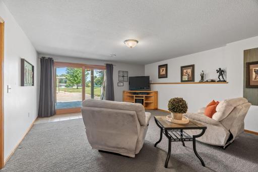98-web-or-mls-74540 213th St-98.jpg