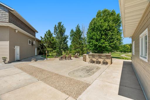 4-web-or-mls-74540 213th St-4.jpg