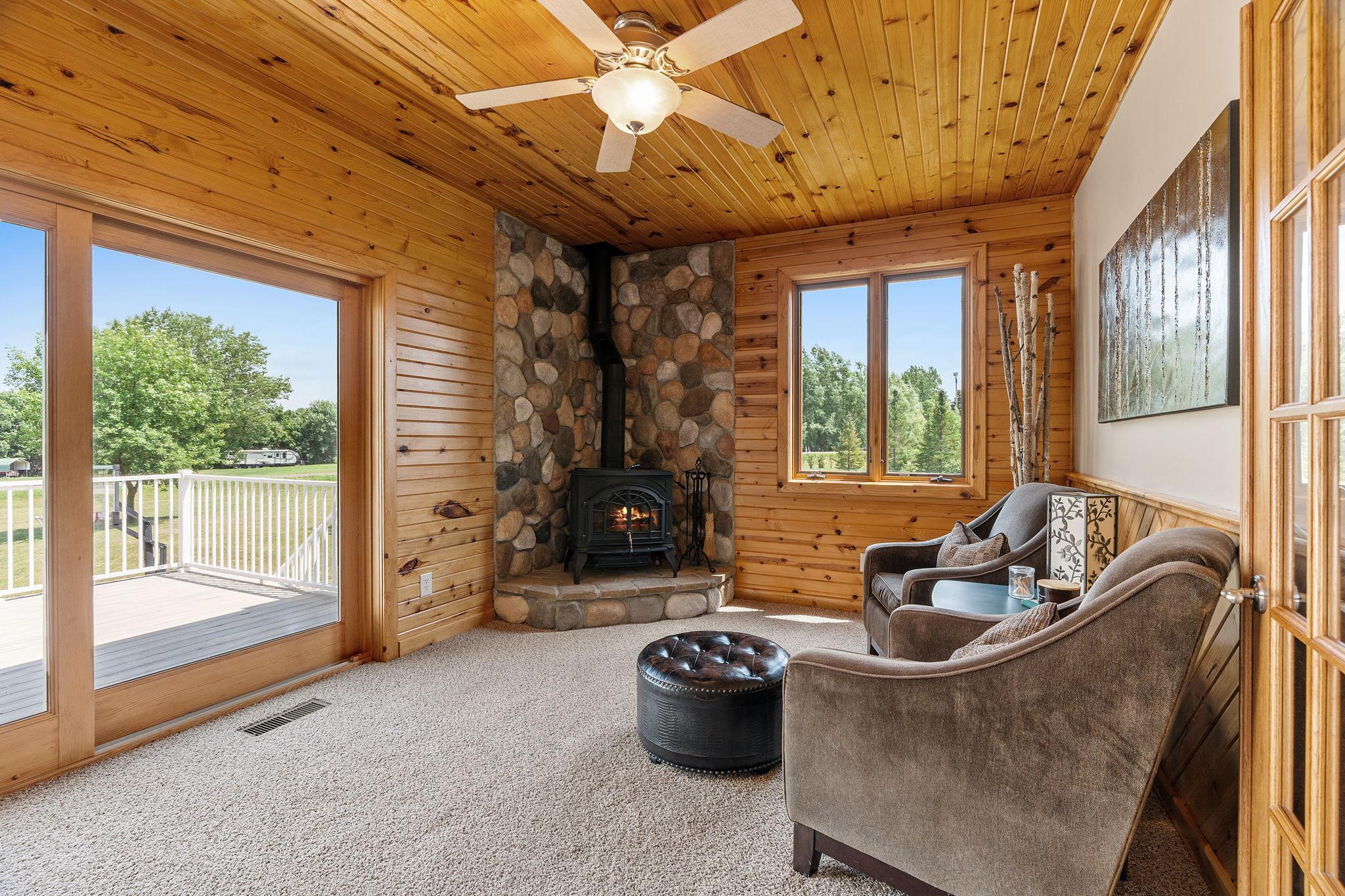 54-web-or-mls-74540 213th St-56.jpg