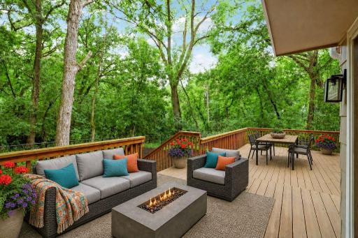 Virtual Staged Deck