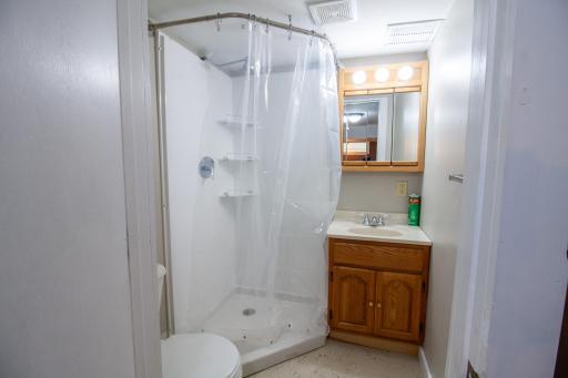102 W Beech Avenue W, Fergus Falls, MN 56537