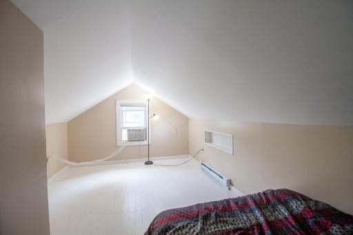 102 W Beech Avenue W, Fergus Falls, MN 56537