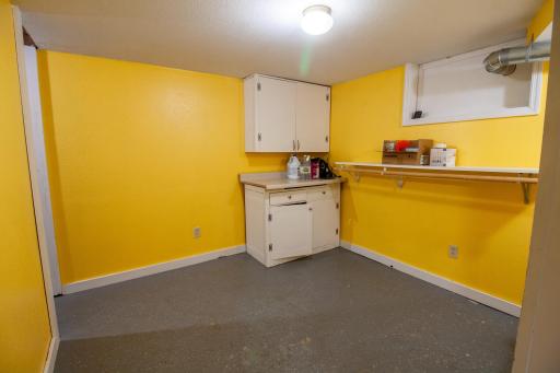 102 W Beech Avenue W, Fergus Falls, MN 56537