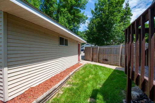 102 W Beech Avenue W, Fergus Falls, MN 56537