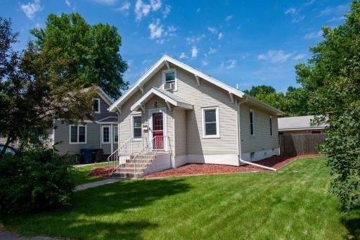102 W Beech Avenue W, Fergus Falls, MN 56537