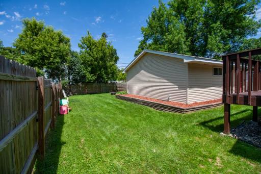 102 W Beech Avenue W, Fergus Falls, MN 56537