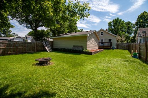 102 W Beech Avenue W, Fergus Falls, MN 56537