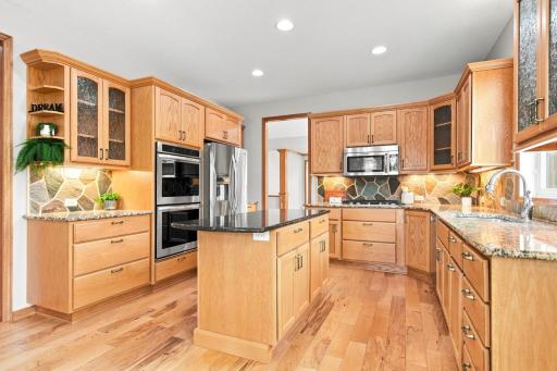 2674 Bartylla Court, White Bear Lake, MN 55110