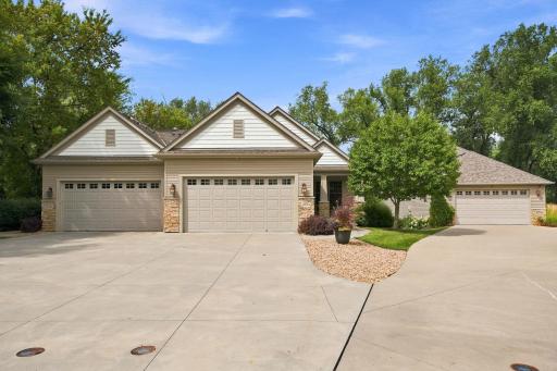 2674 Bartylla Court, White Bear Lake, MN 55110