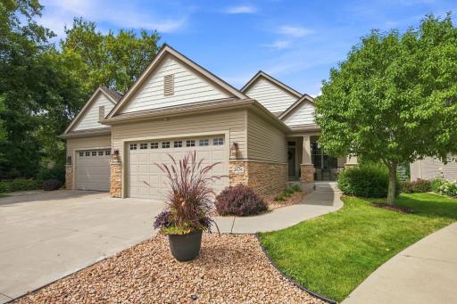 2674 Bartylla Court, White Bear Lake, MN 55110