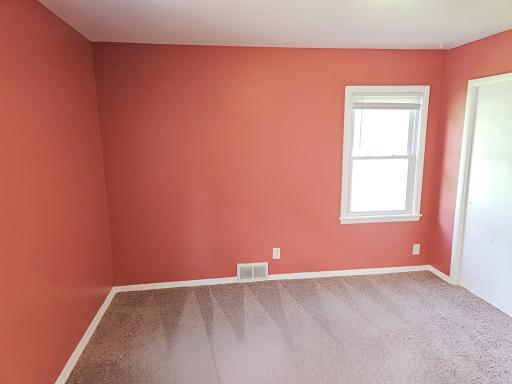 4651 6th Street NE, Columbia Heights, MN 55421