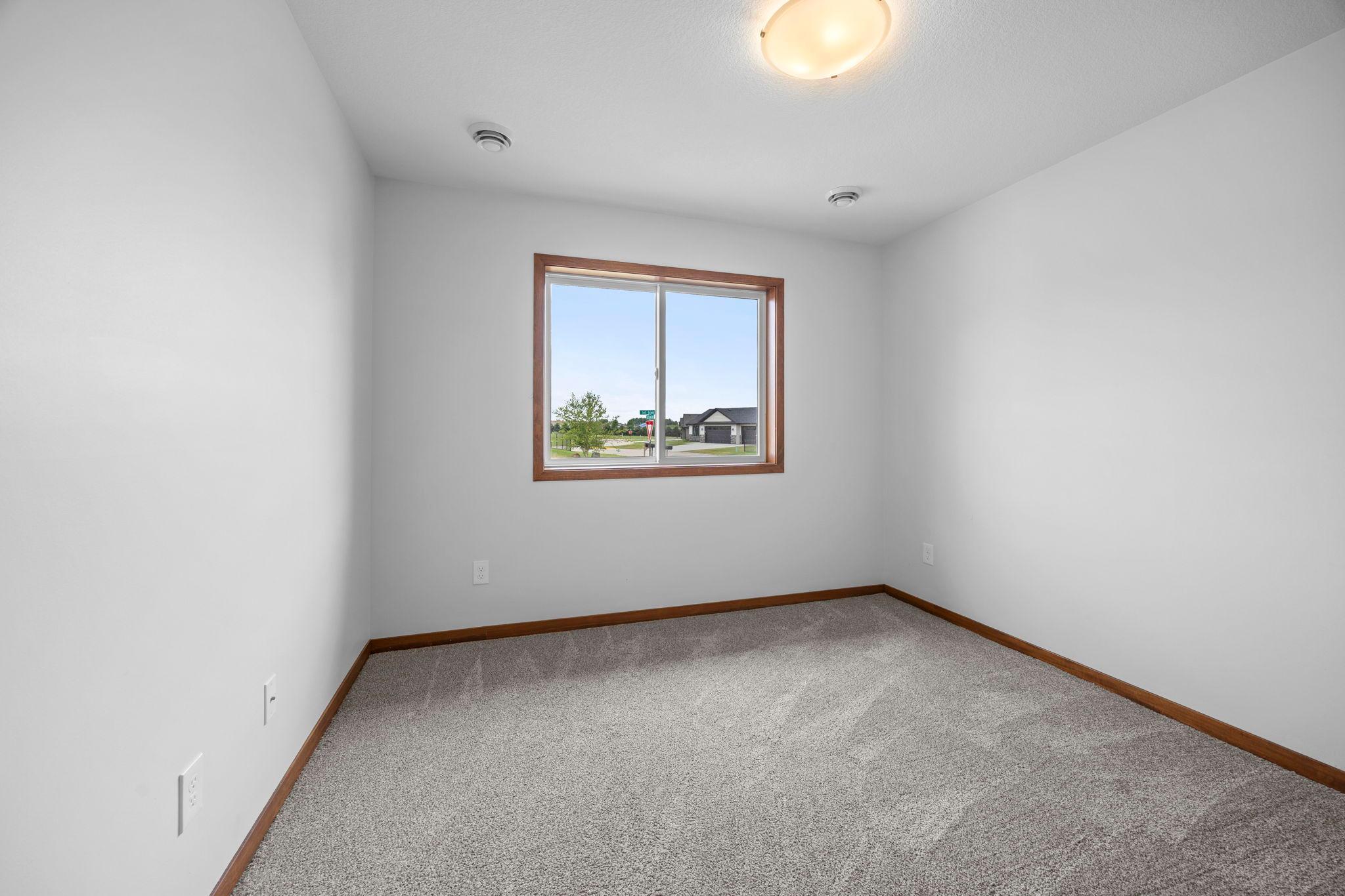 Photo 51