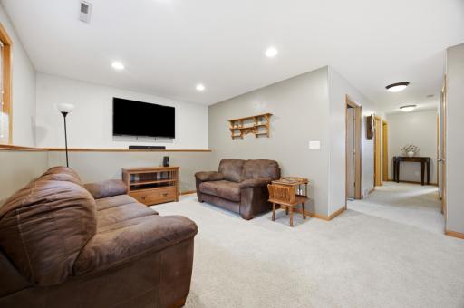 1268 39th Avenue S, Moorhead, MN 56560