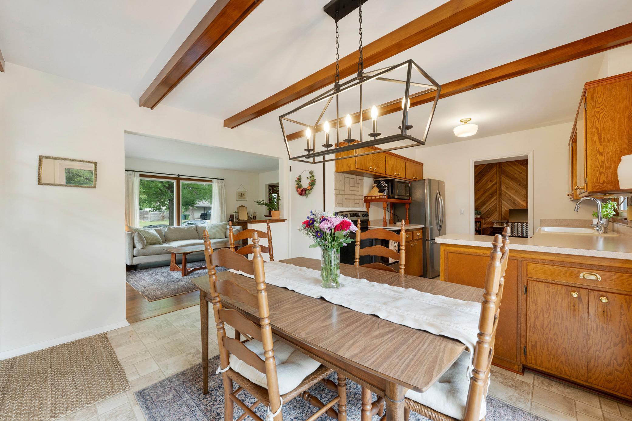 Eat in kitchen