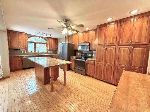 Redwood Falls, MN 56283