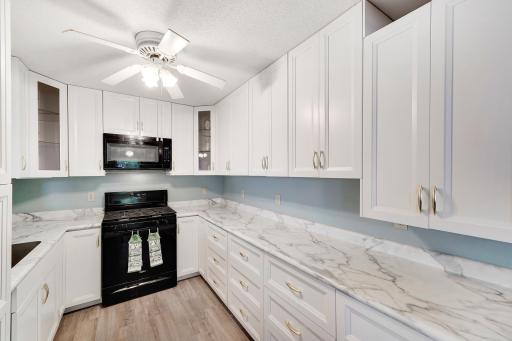 Kitchen 945 Reed Street Waterville, MN