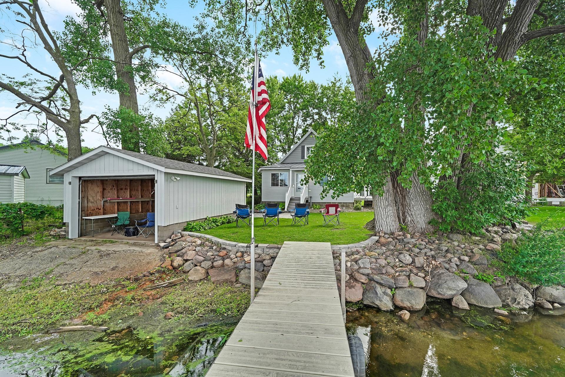 Boathouse on 945 Reed Street, Waterville, MN