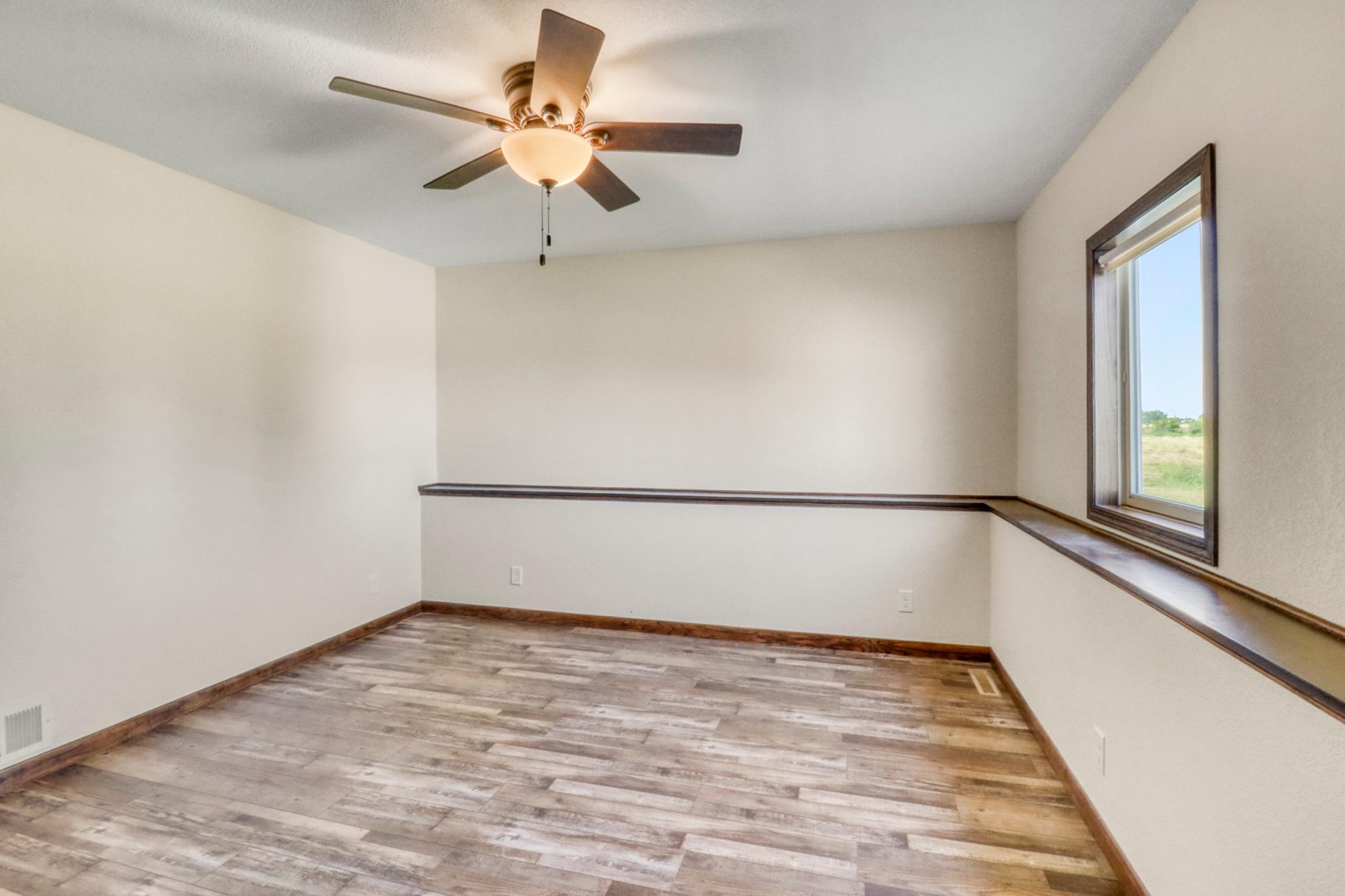 Basement Bedroom1_1 (2).JPG