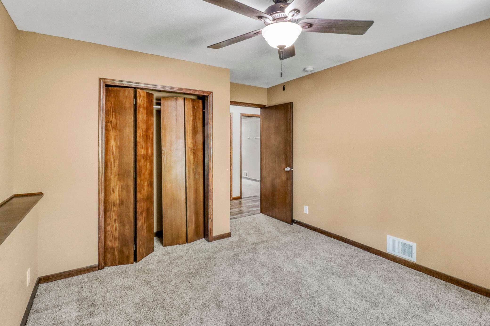 Basement Bedroom2_2 (1).JPG
