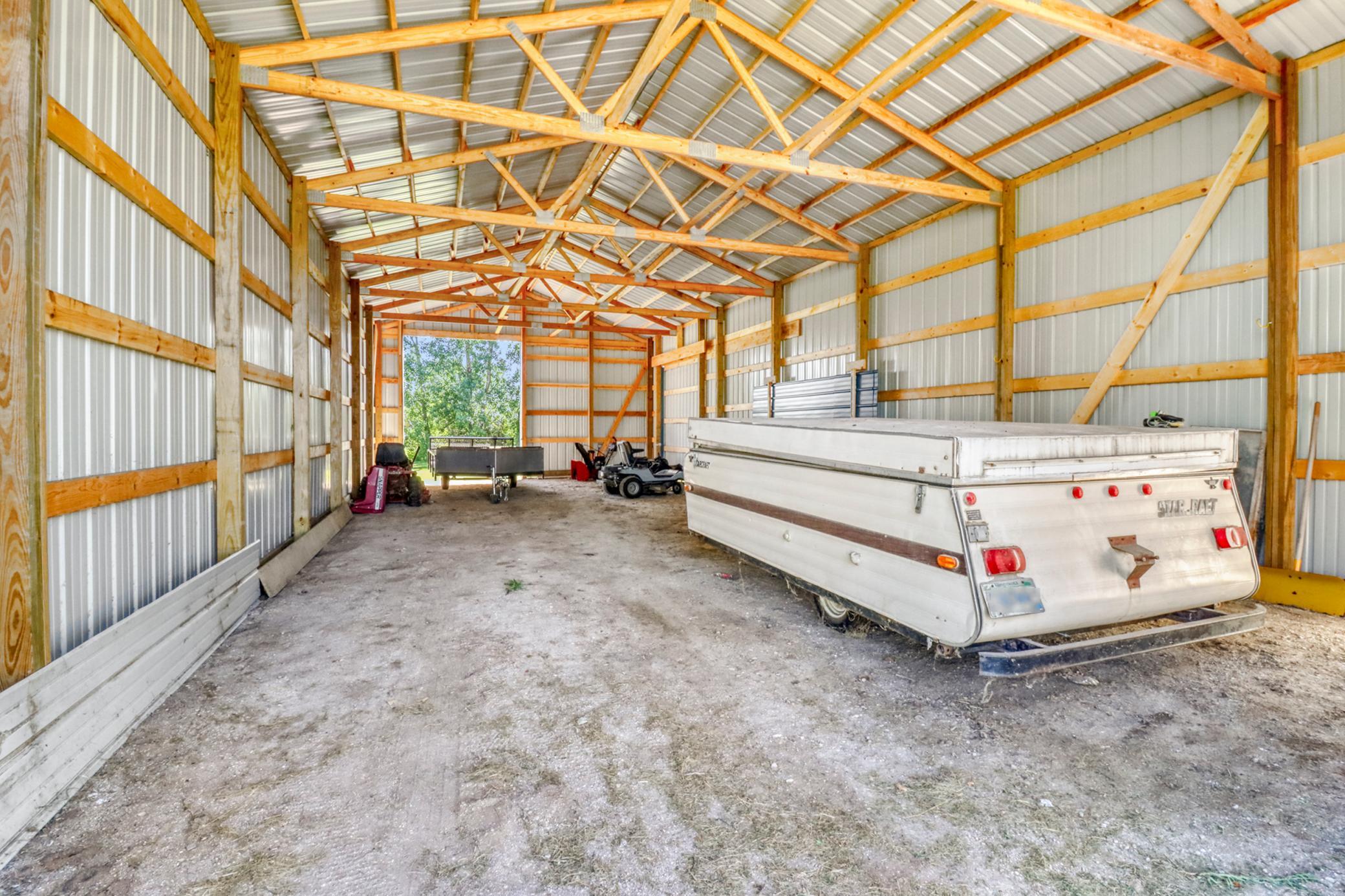 Shed_interior1_1.JPG