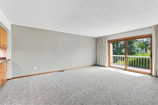 2003 28th Avenue NW, 103, New Brighton, MN 55112