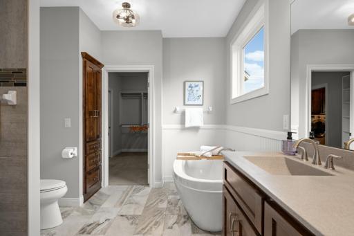 1934 Annika Drive N, Lake Elmo, MN 55042