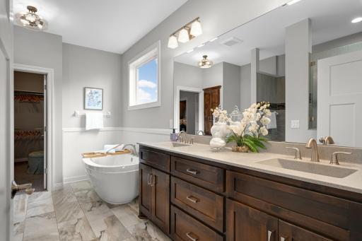 1934 Annika Drive N, Lake Elmo, MN 55042