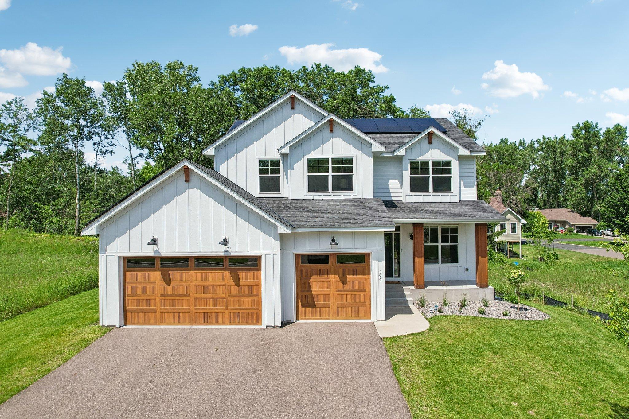 64-web-or-mls-Tessier Ct-S1007-062.jpg
