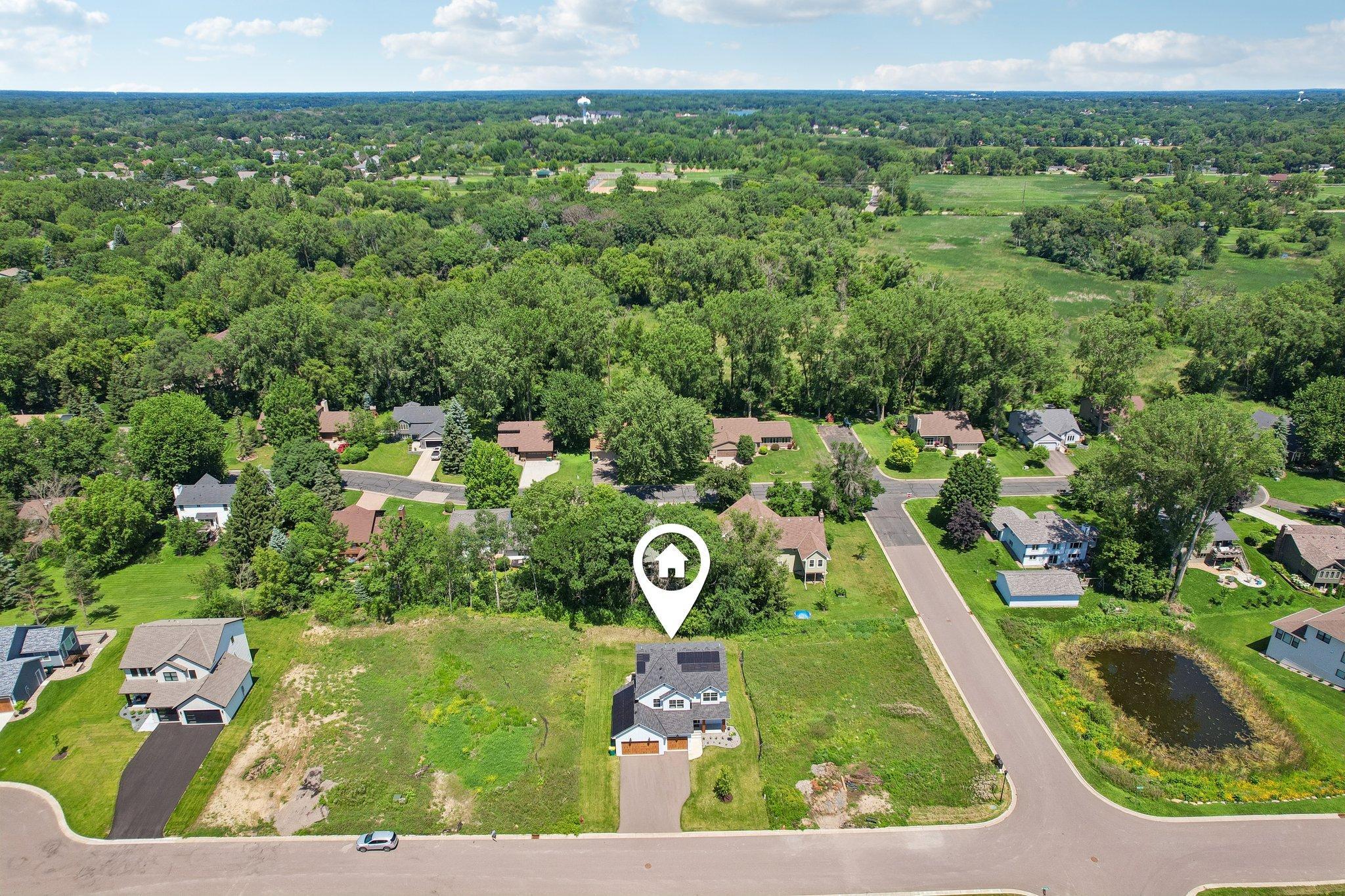67-web-or-mls-Tessier Ct-S1007-065.jpg