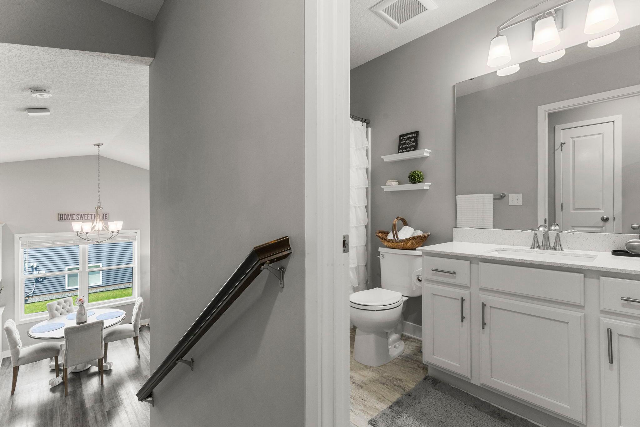 Upper level full bath
