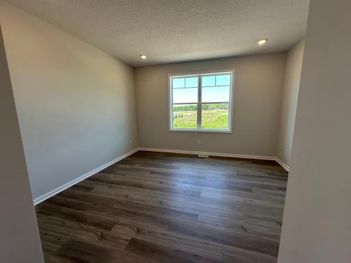 20027 Glarus Lane, Lakeville, MN 55044