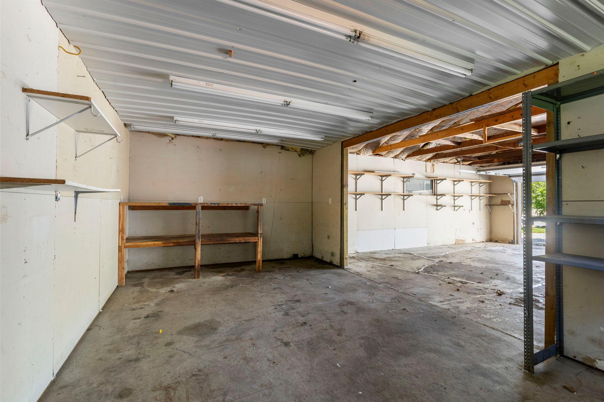 74-web-or-mls-6133 Garbe Ave-299.jpg
