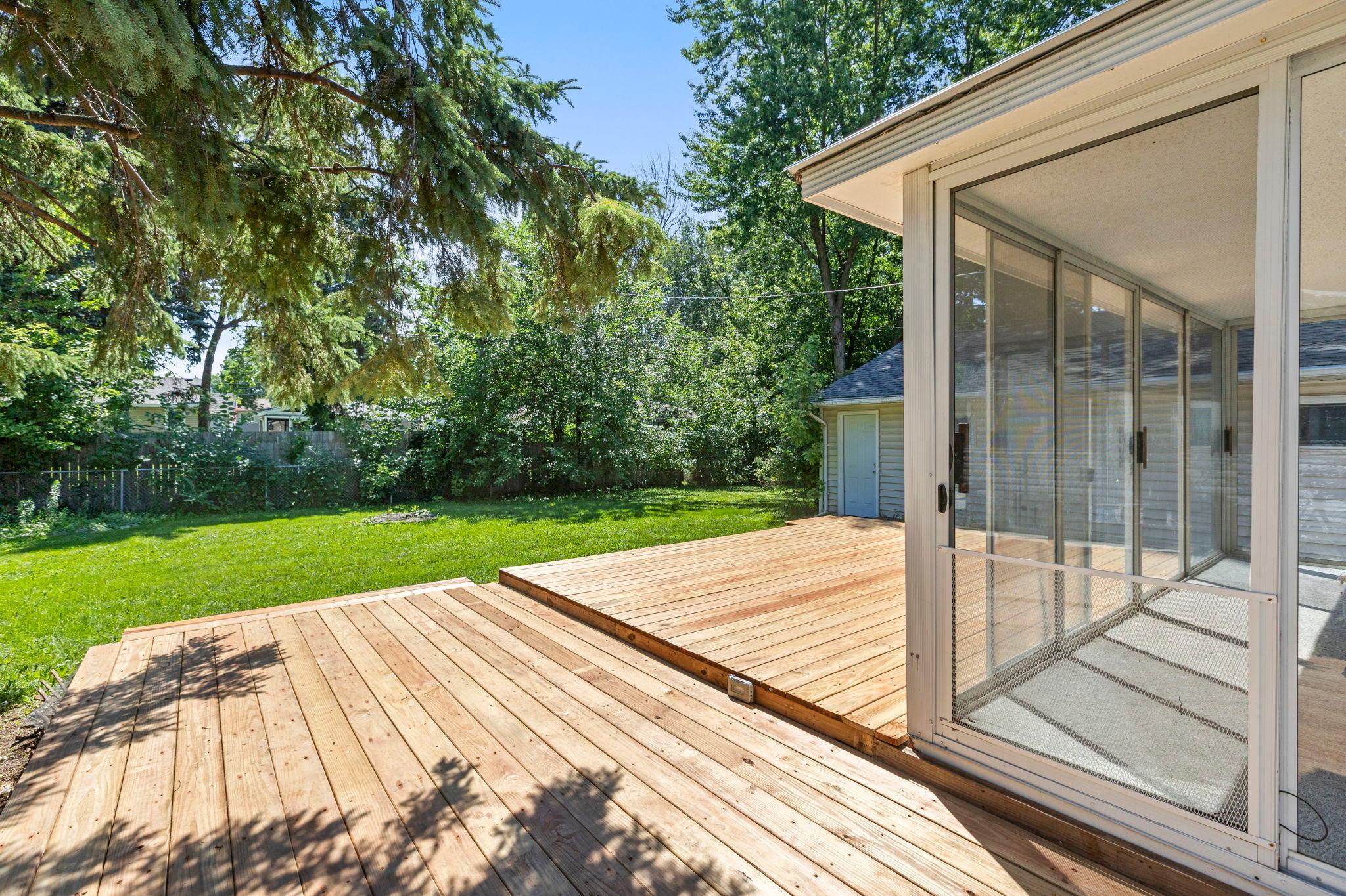 60-web-or-mls-6133 Garbe Ave-251.jpg
