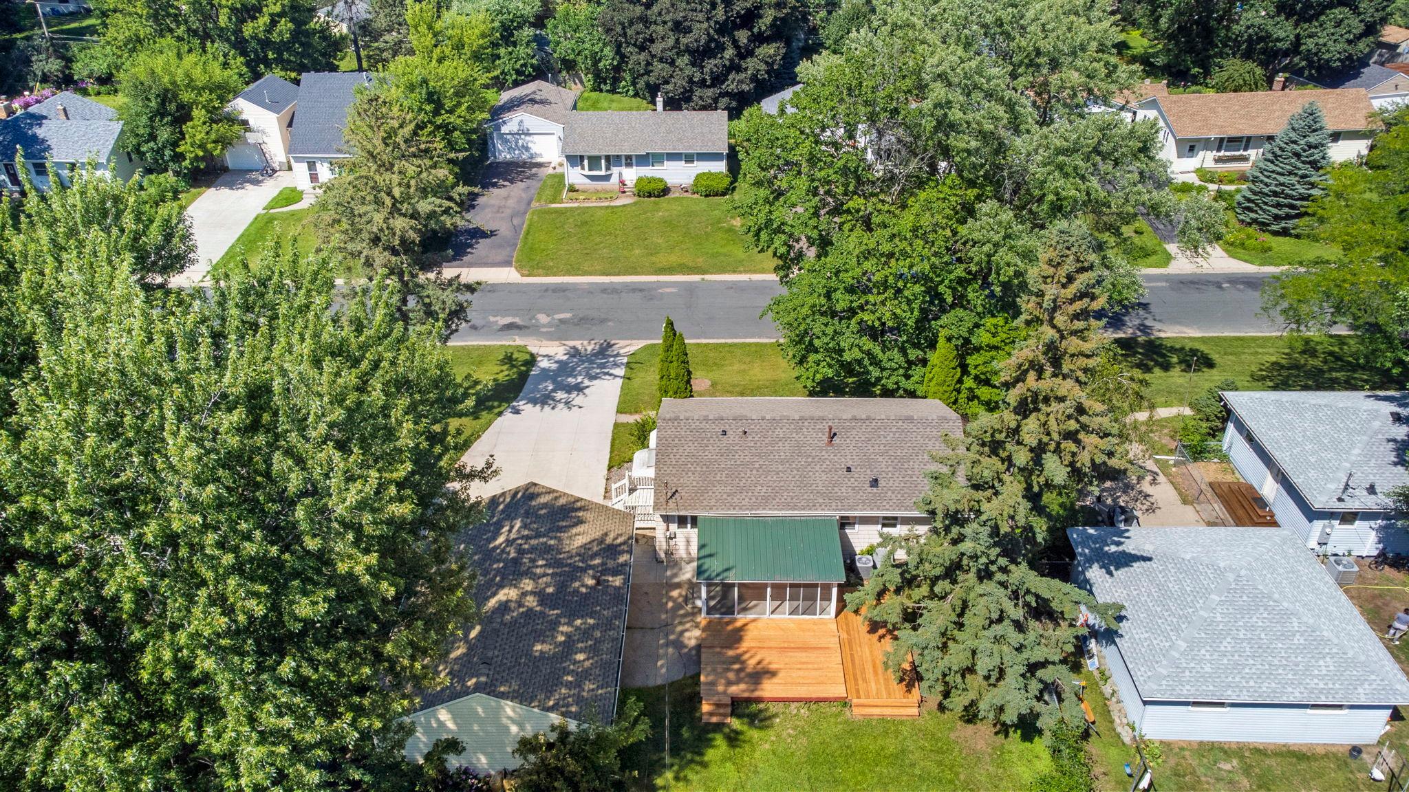80-web-or-mls-6133 Garbe Ave-349.jpg