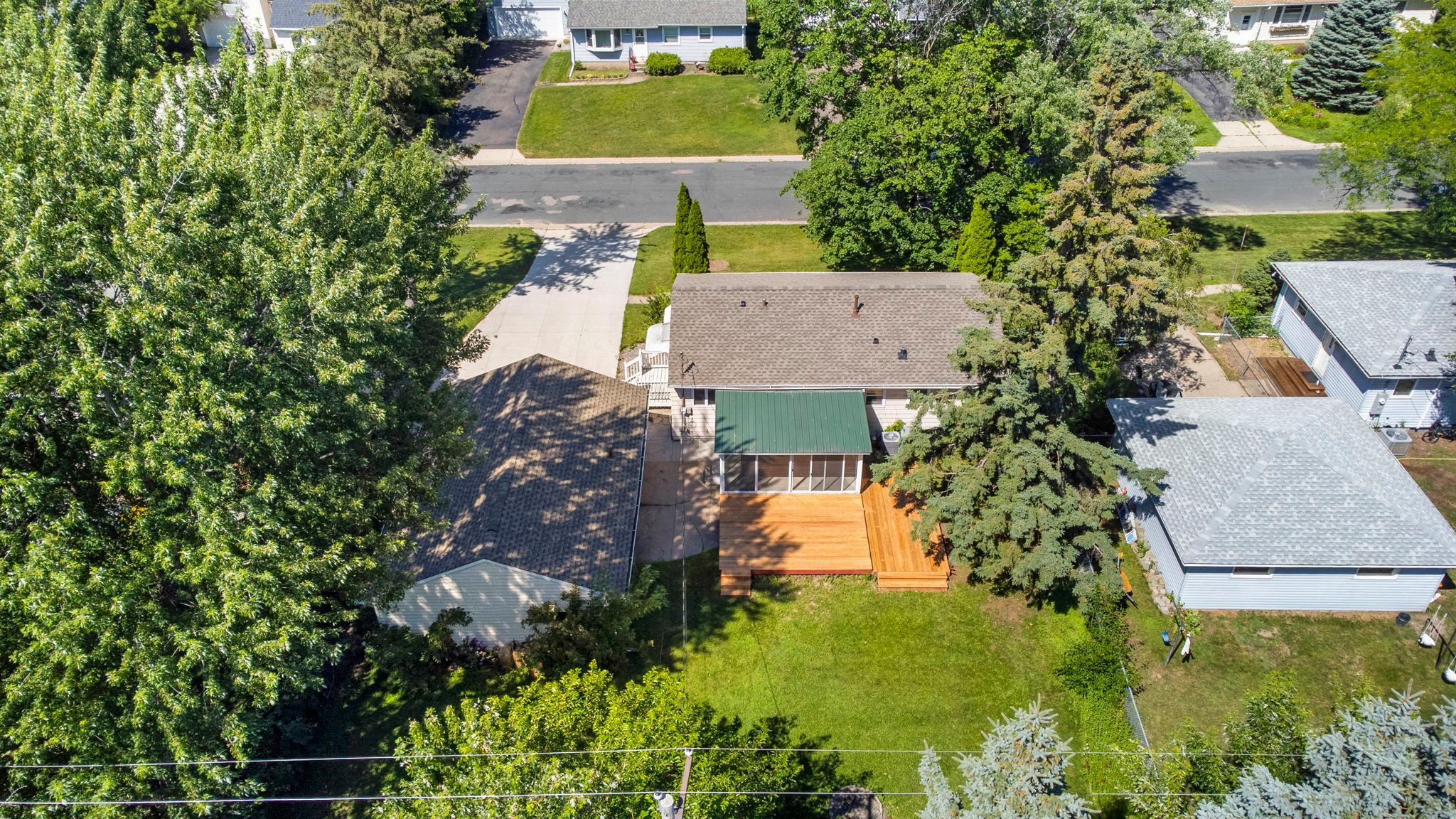 81-web-or-mls-6133 Garbe Ave-352.jpg
