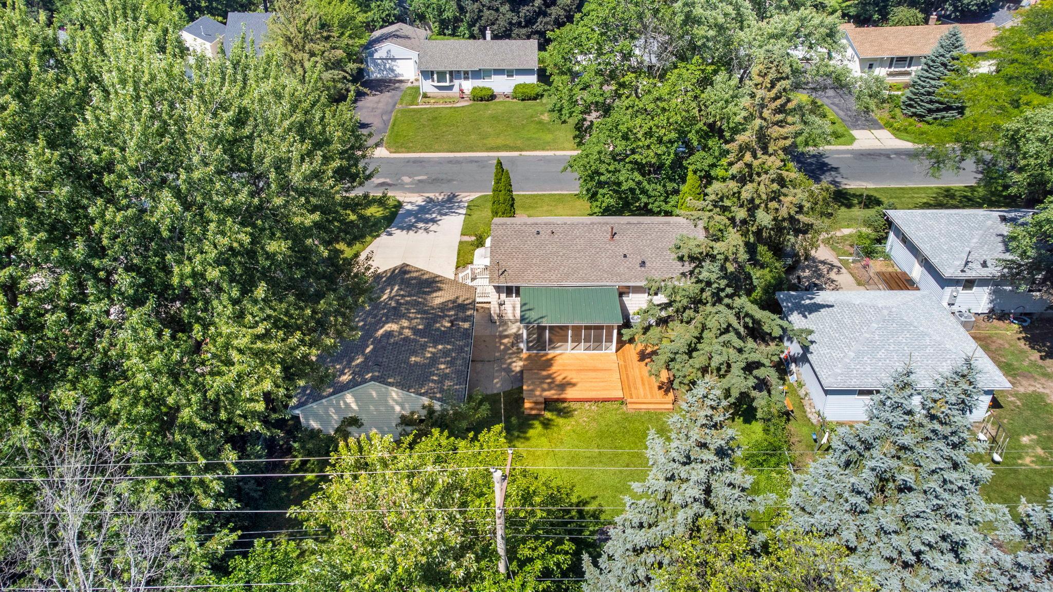 82-web-or-mls-6133 Garbe Ave-355.jpg